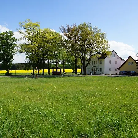 Landpension Bielatal - Maison d'hôtes Raum